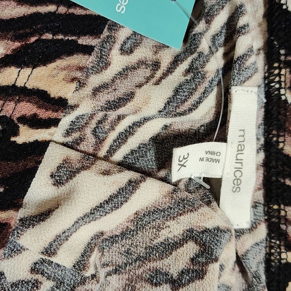 Animal Print Top - Picture 4 of 5